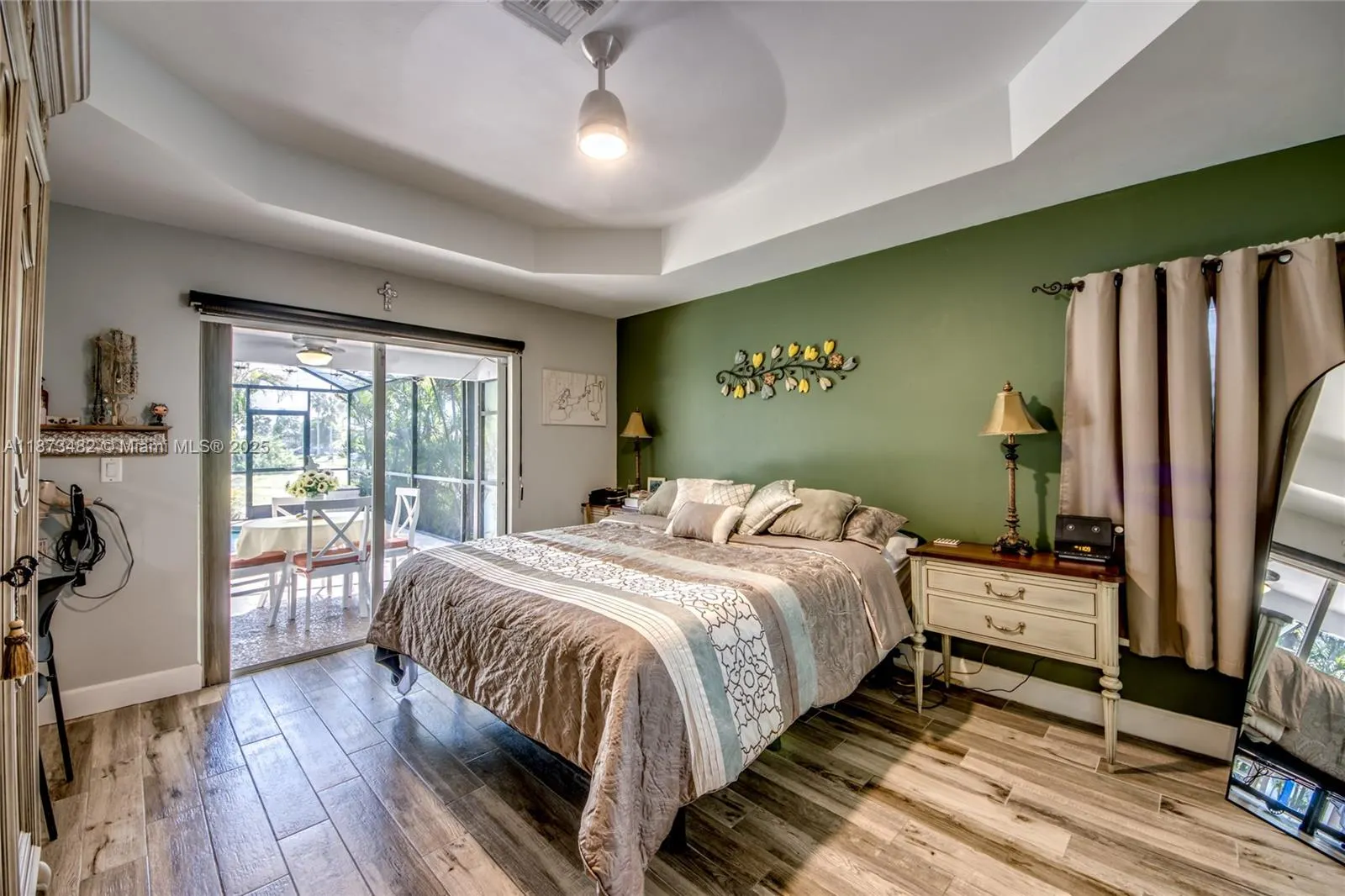 2613 SW 7th Place