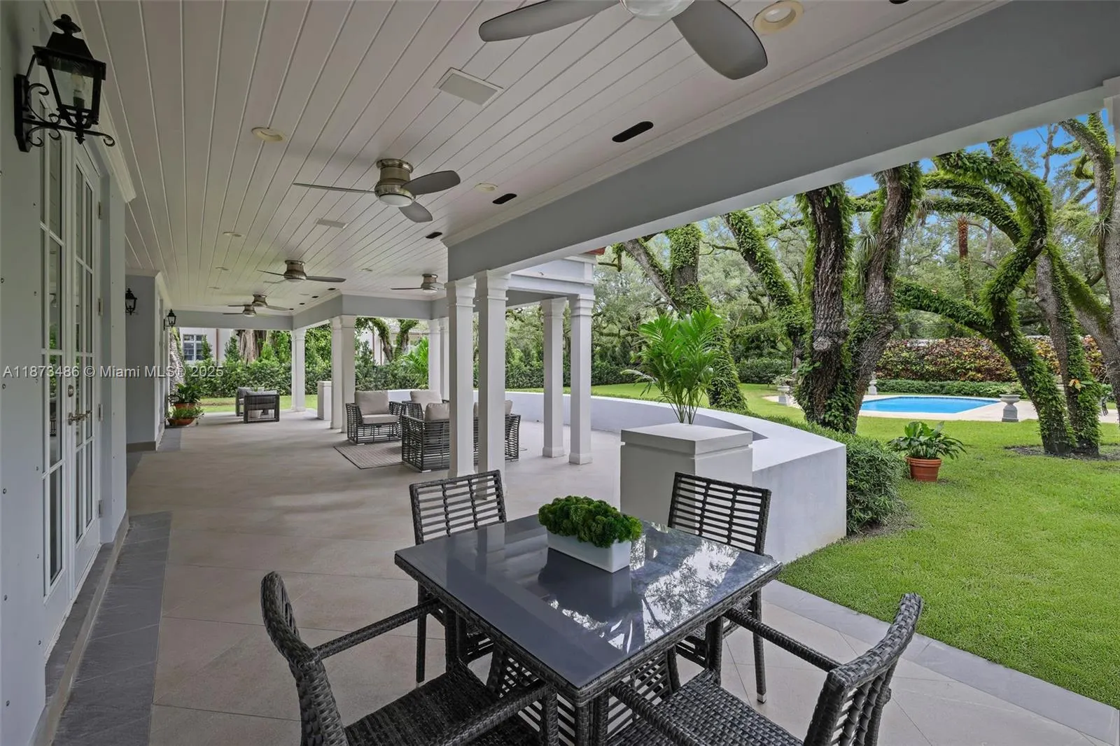 5400 Banyan Trl