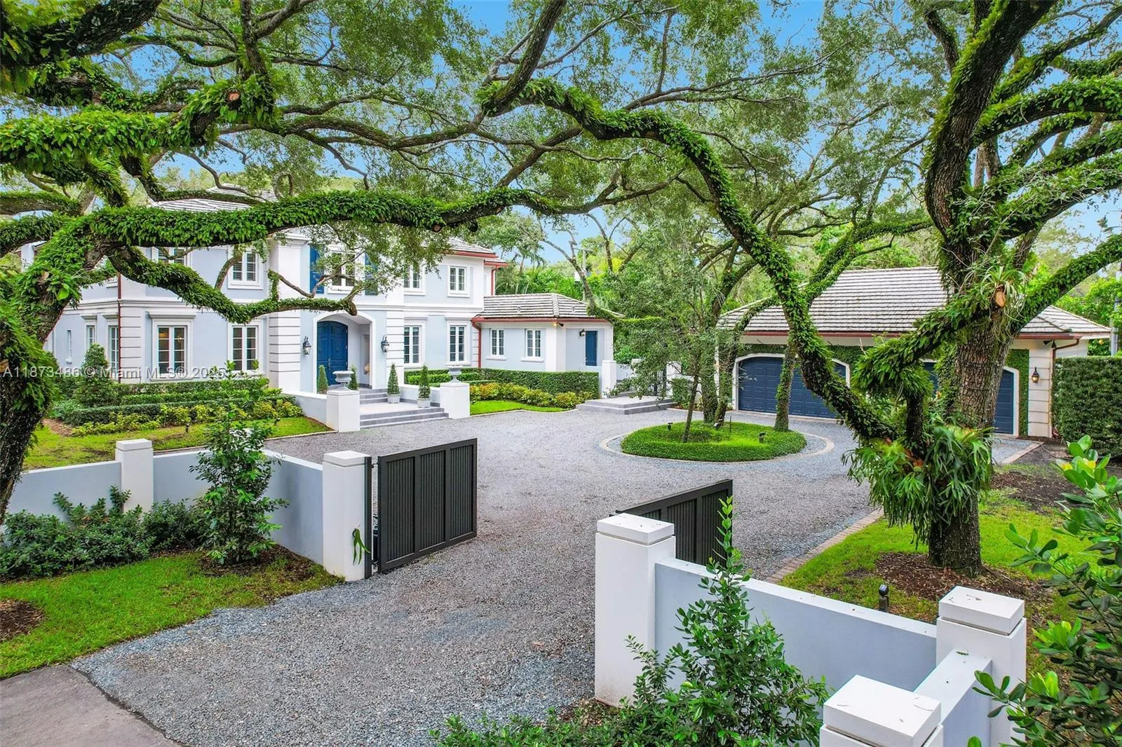 5400 Banyan Trl
