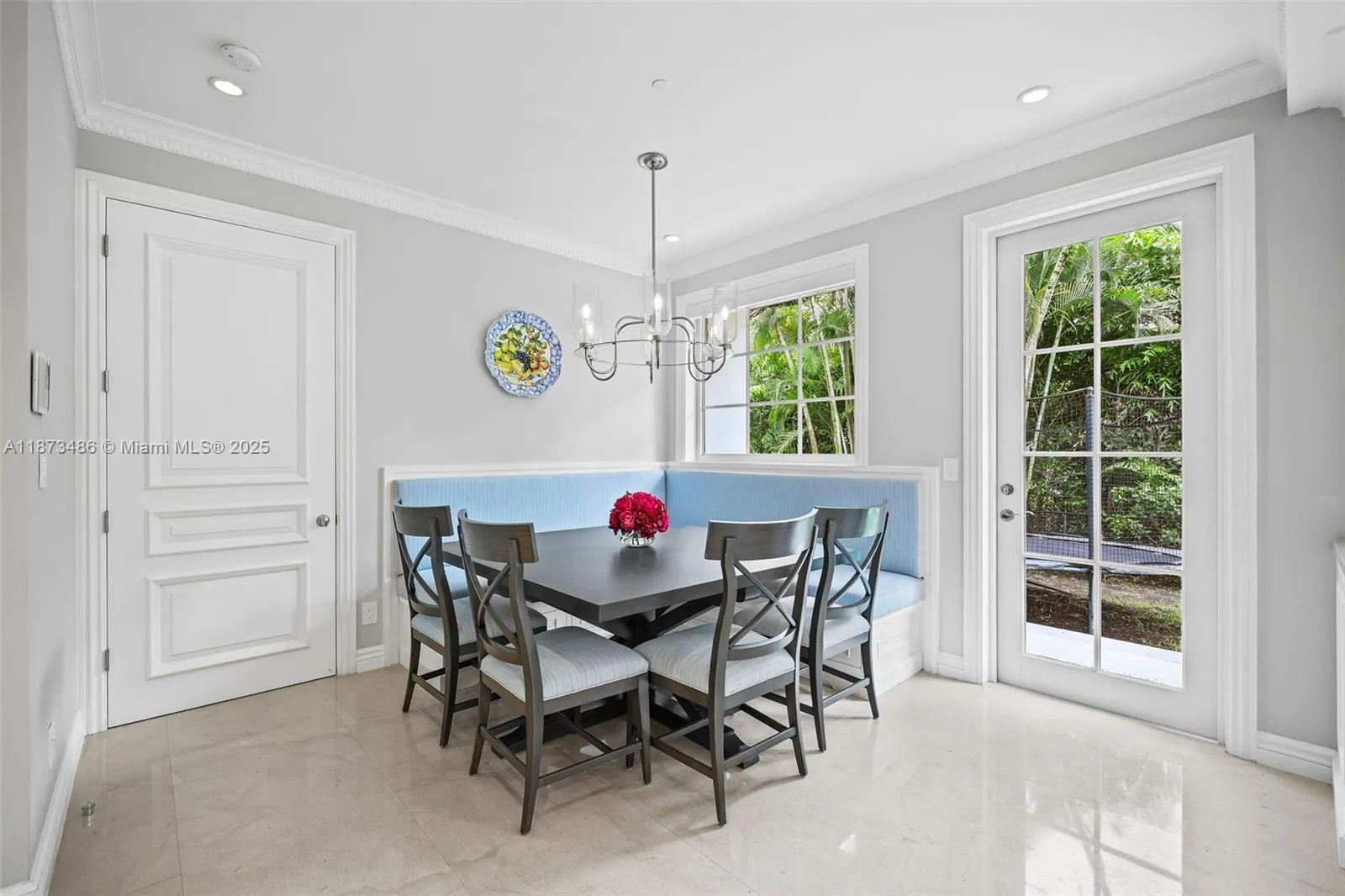 5400 Banyan Trl