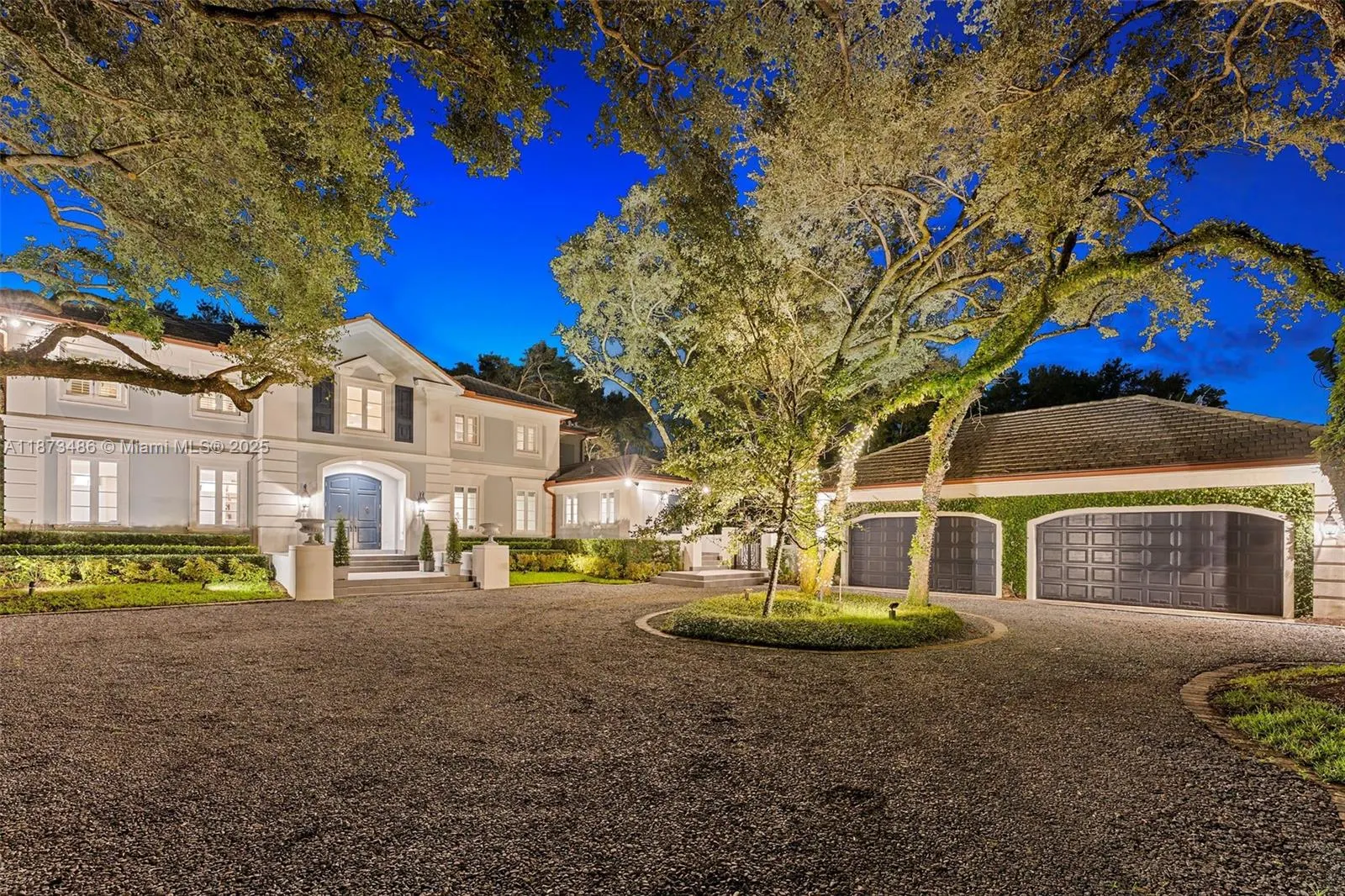 5400 Banyan Trl