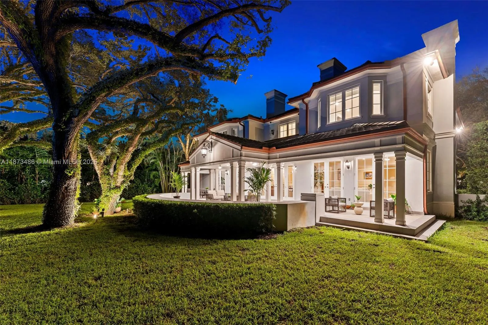 5400 Banyan Trl