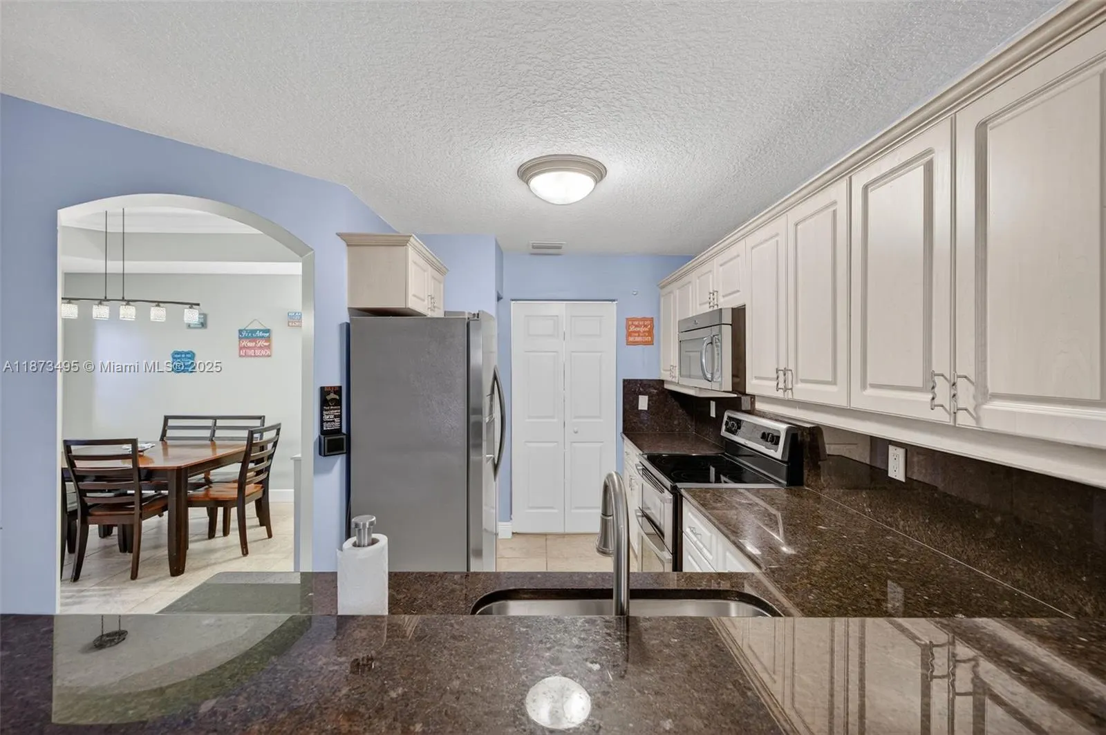 2225 Clipper Pl