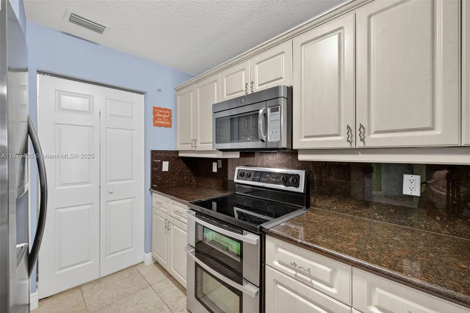 2225 Clipper Pl