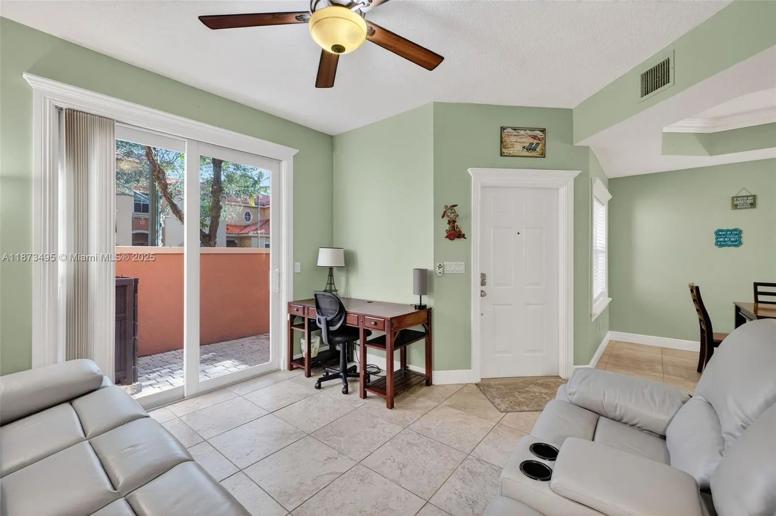 2225 Clipper Pl