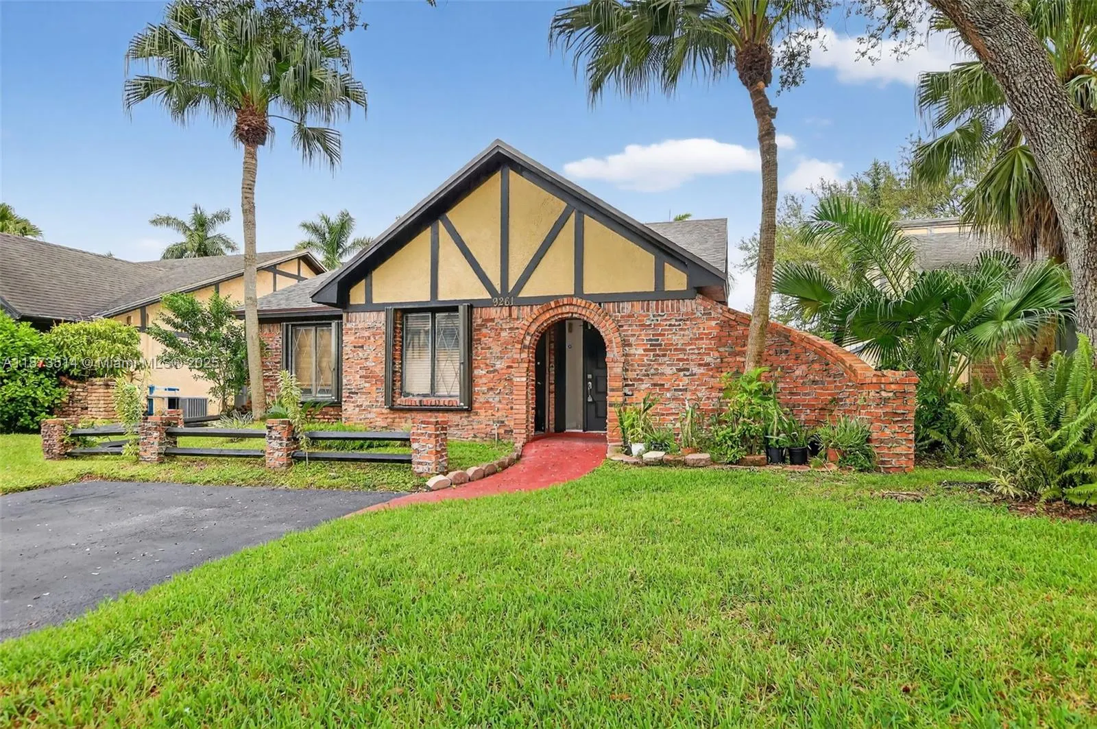 9261 NW 49th Pl