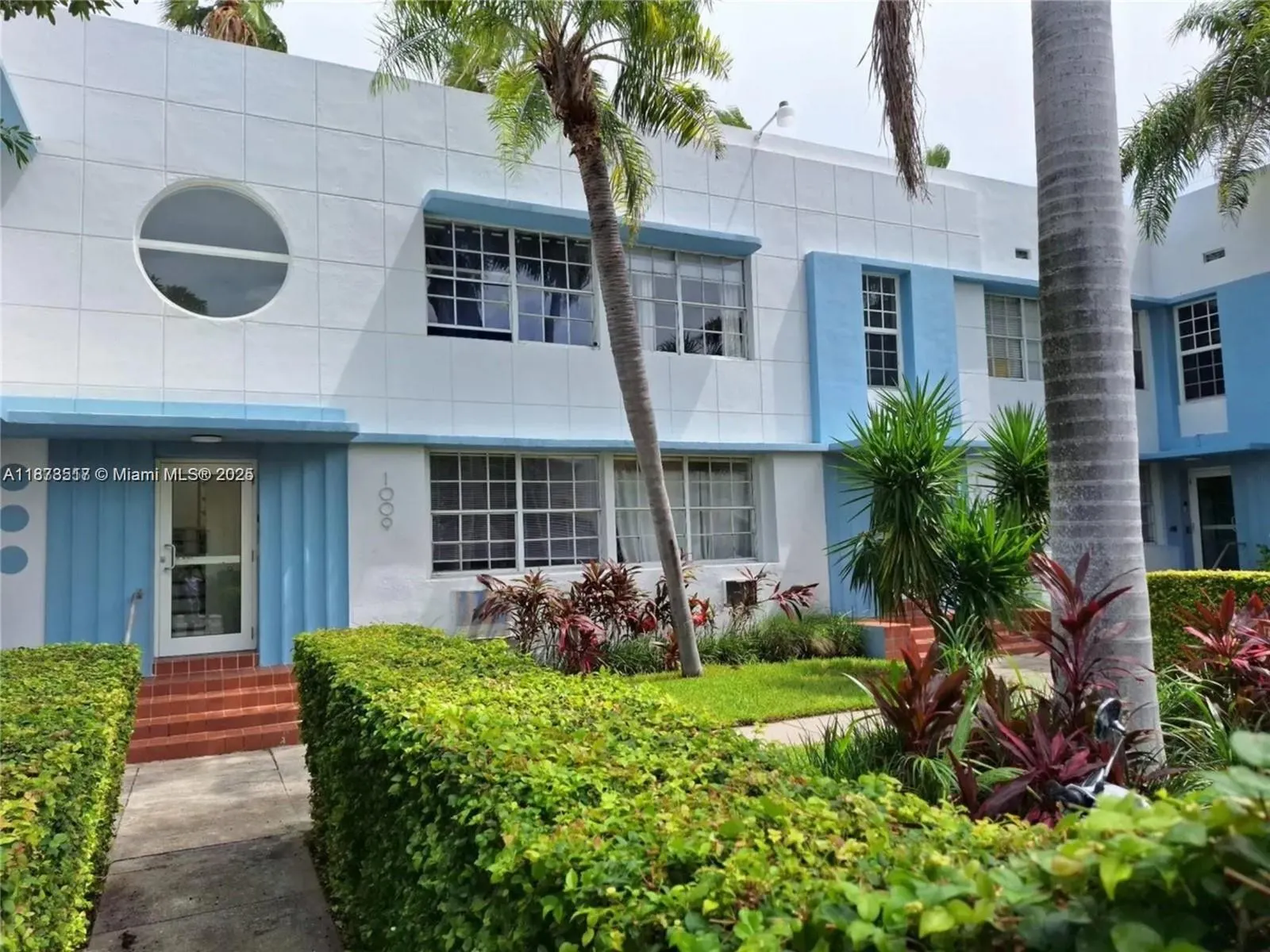 1009 Meridian Ave, #13