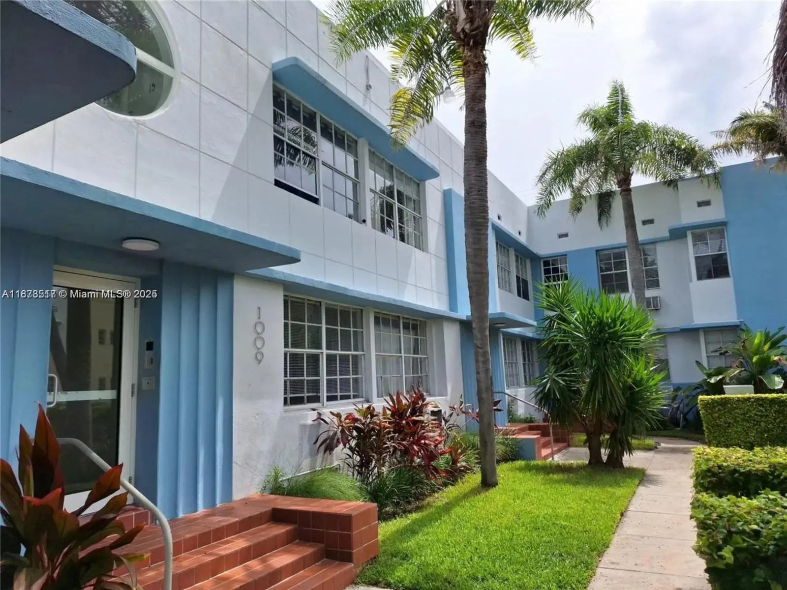 1009 Meridian Ave, #13
