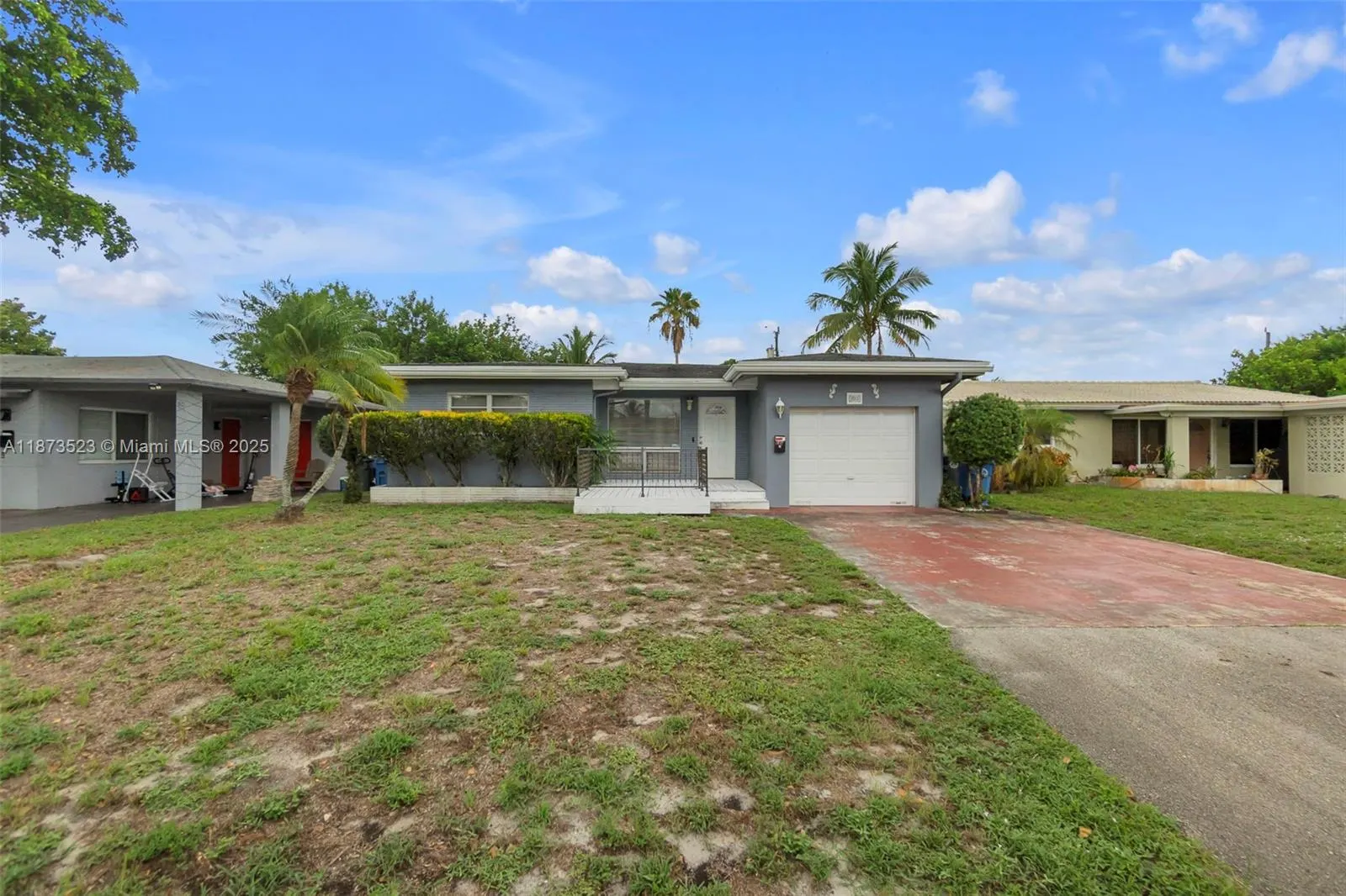 80 NE 48th St