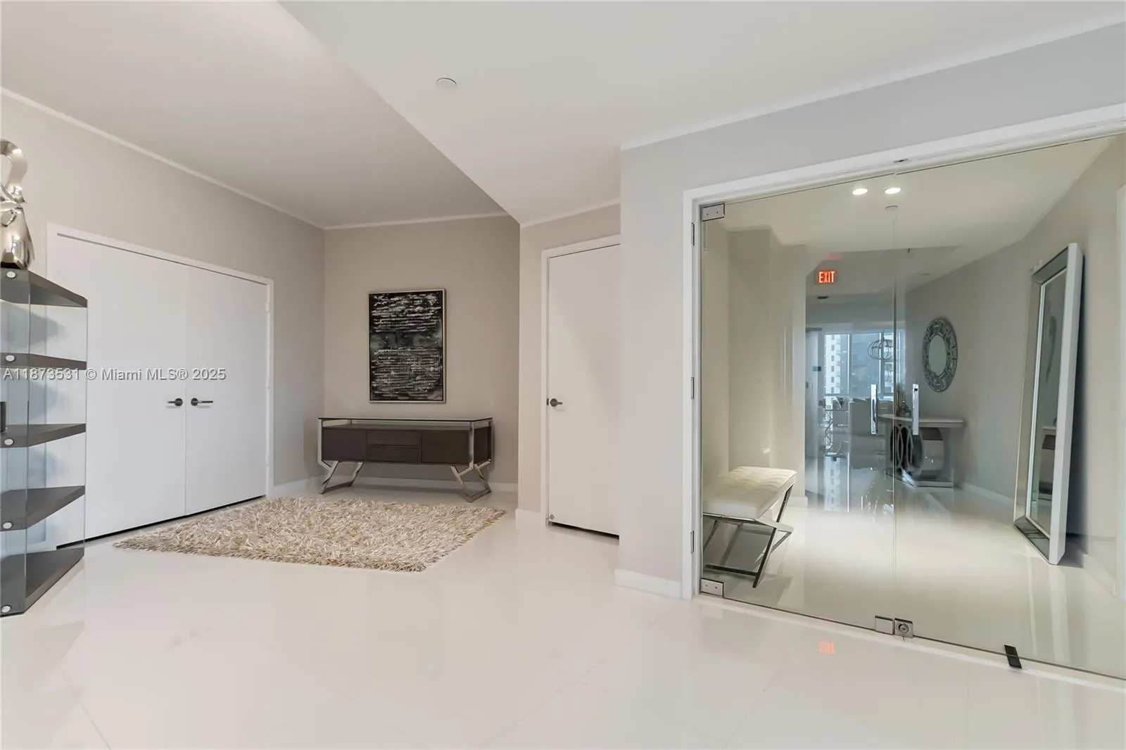 851 NE 1st Ave, #1611