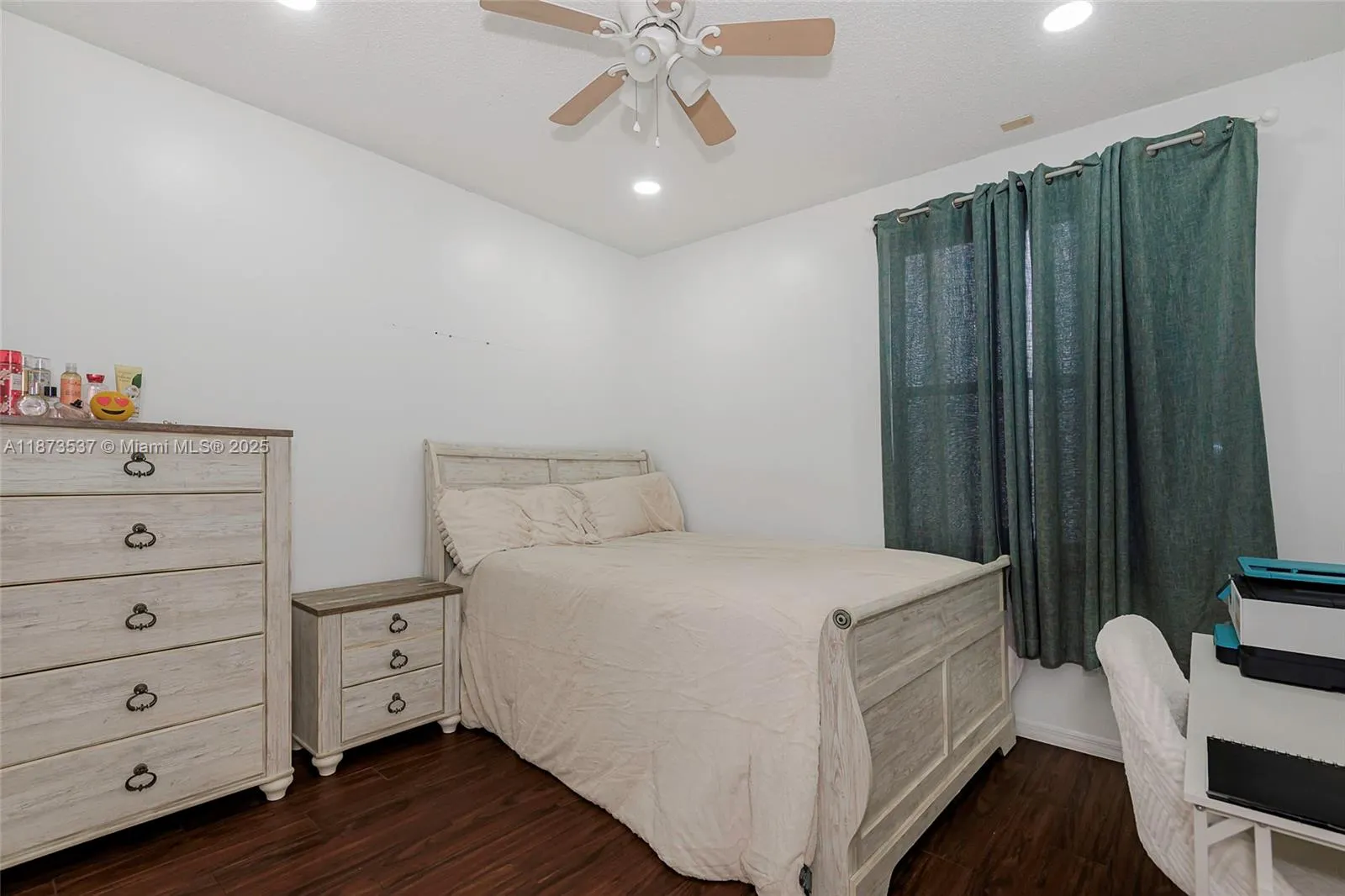 5959 NW 74th St