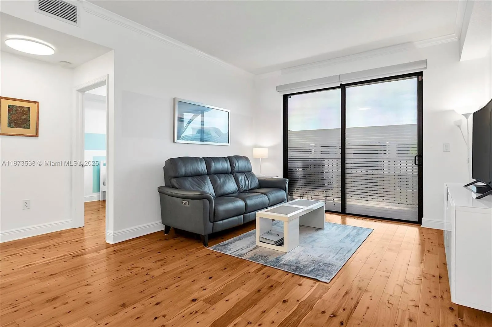 3590 Coral Way, #906