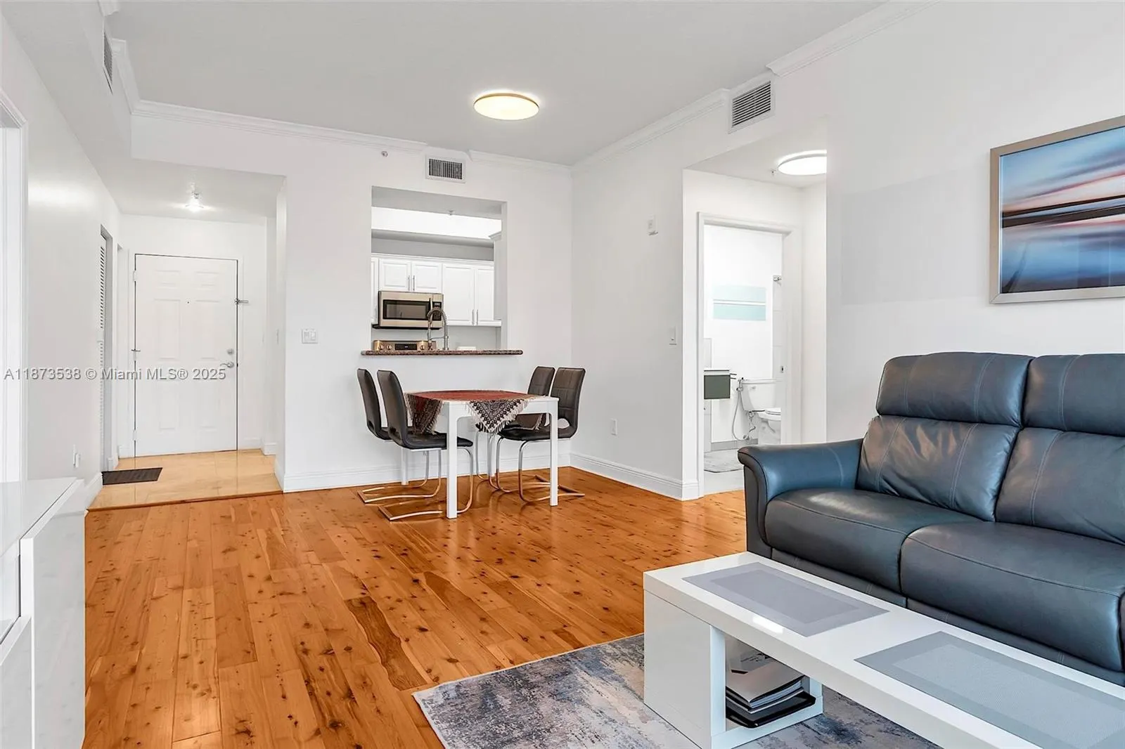 3590 Coral Way, #906