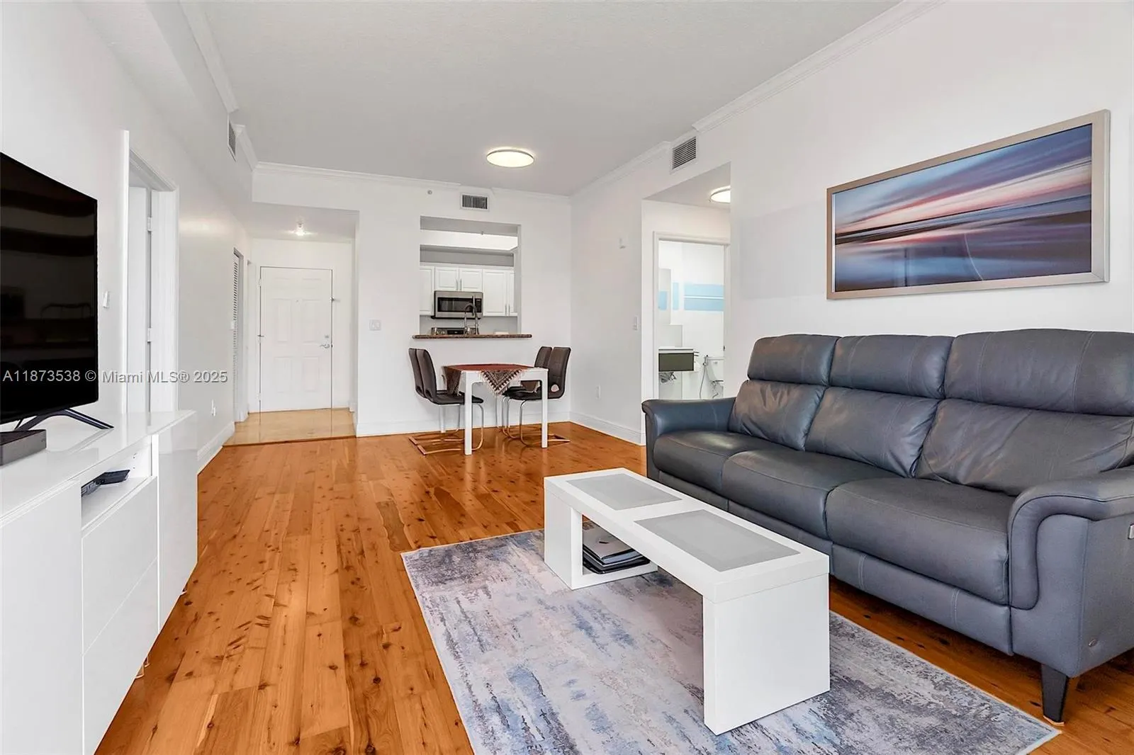 3590 Coral Way, #906