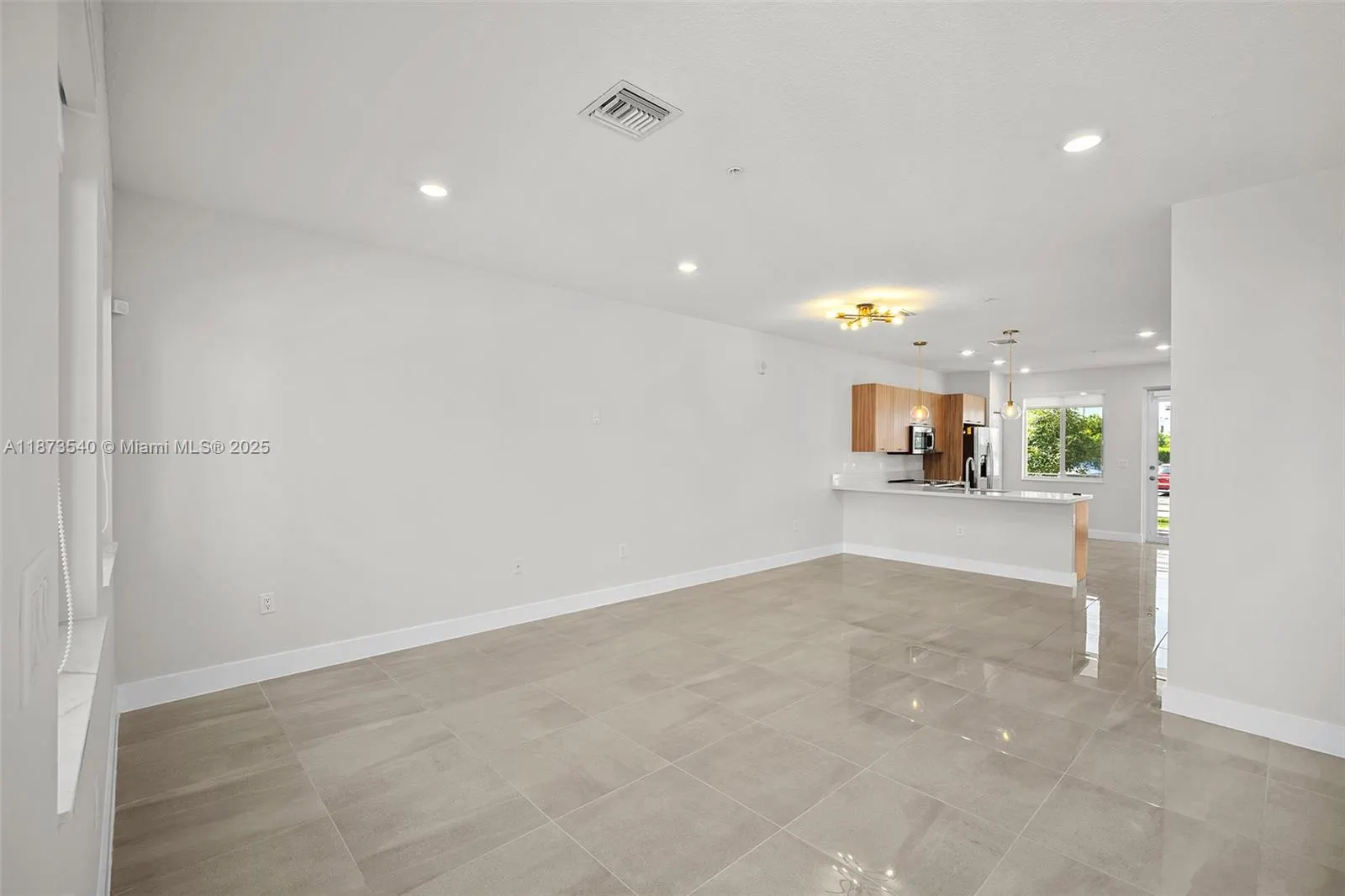 10270 NW 66th St, #110