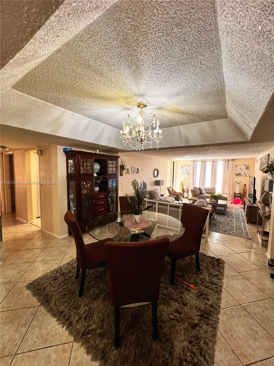 3760 Inverrary Dr, #2Z