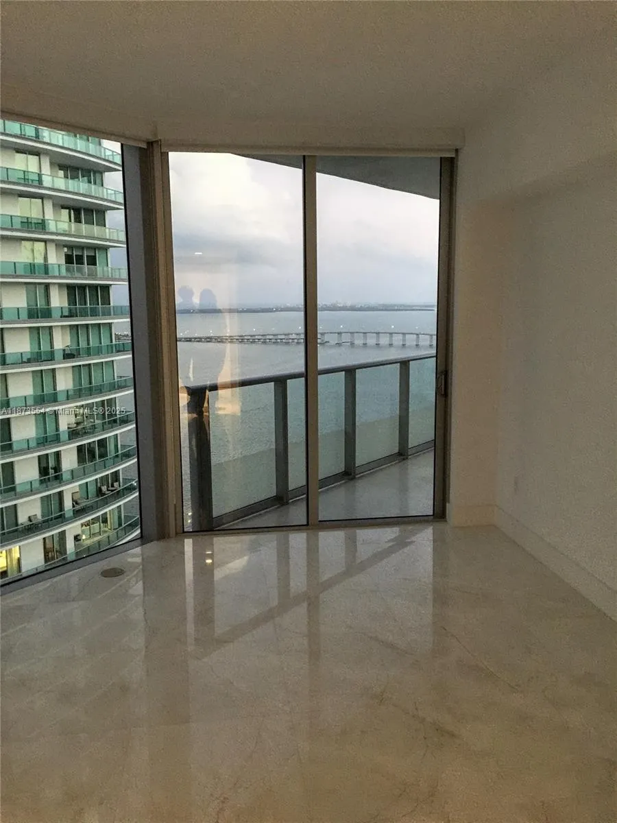 1300 Brickell Bay Dr, #3506