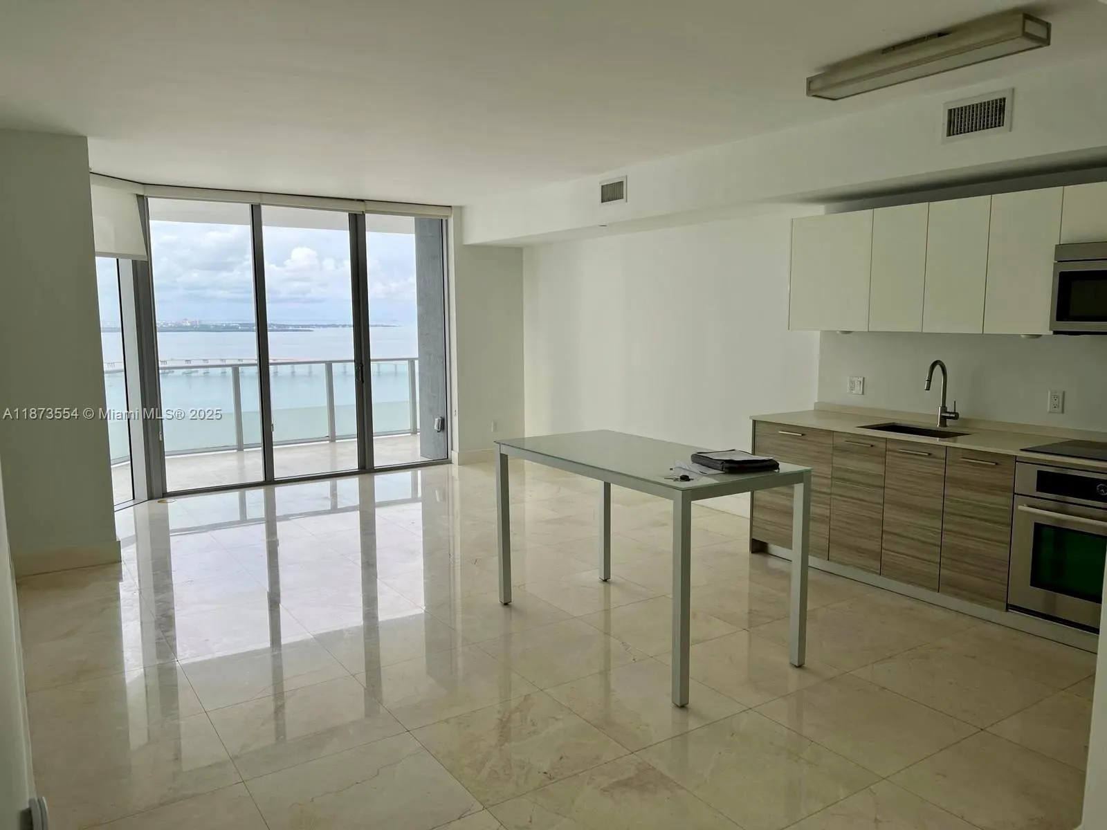 1300 Brickell Bay Dr, #3506