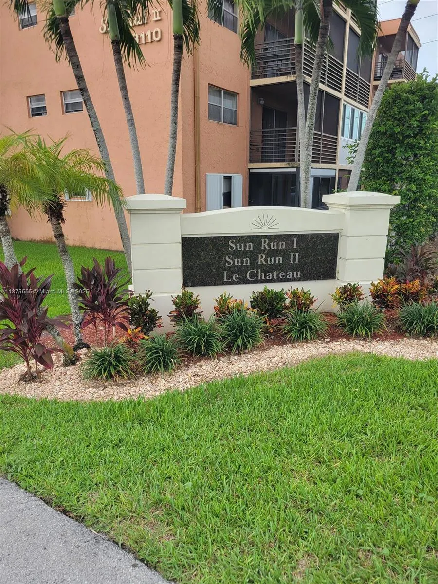 3100 N Pine Island Rd, #304