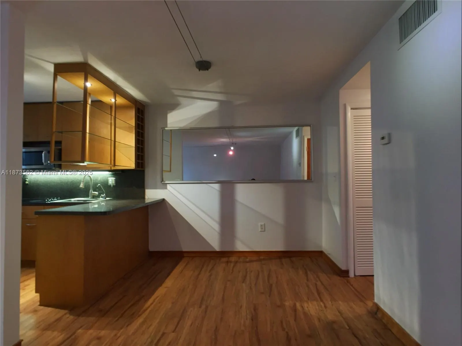 1620 West Ave, #302