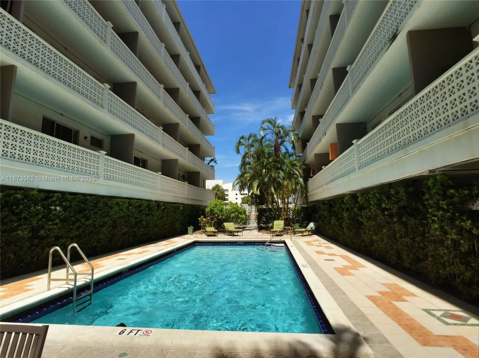 1620 West Ave, #302