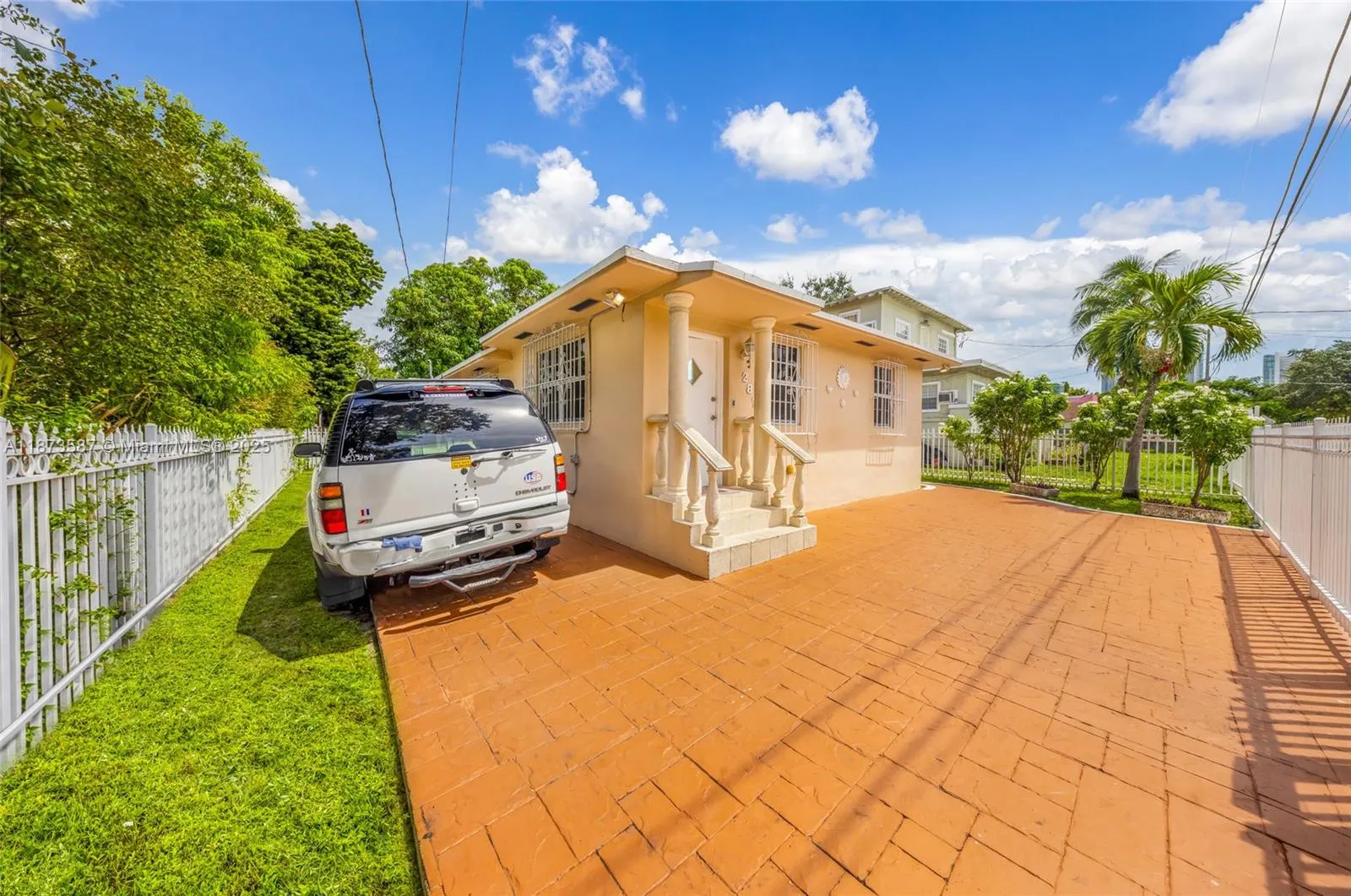287 NW 31st St