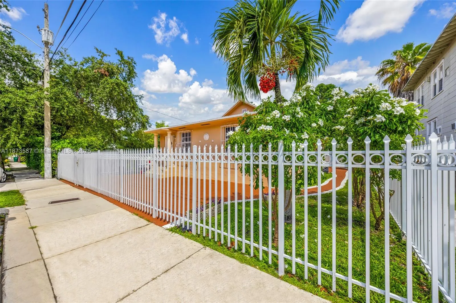 287 NW 31st St