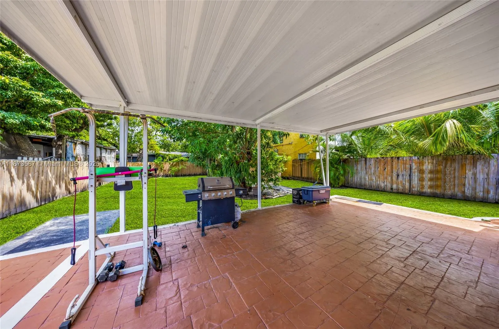 287 NW 31st St