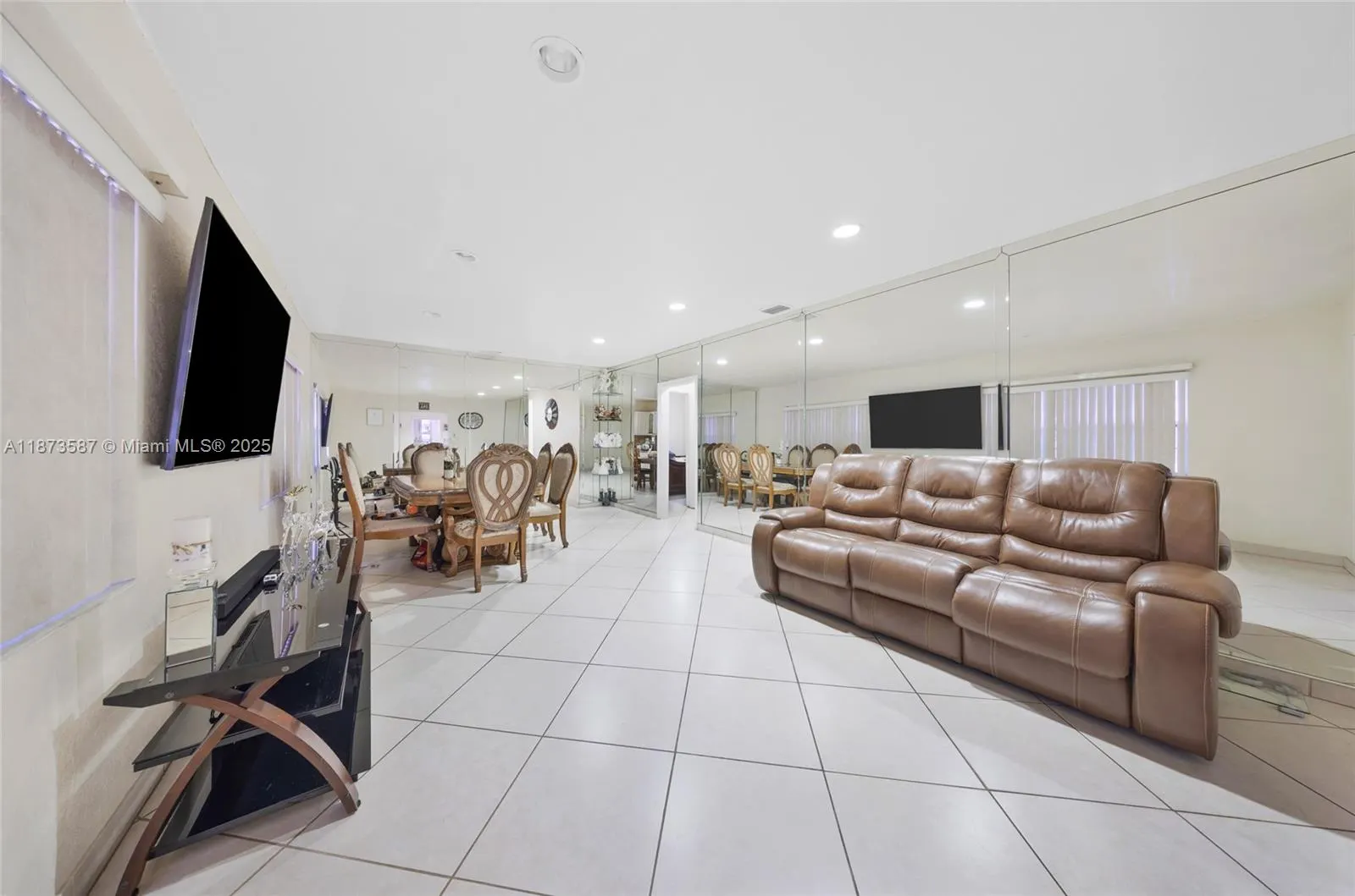 287 NW 31st St
