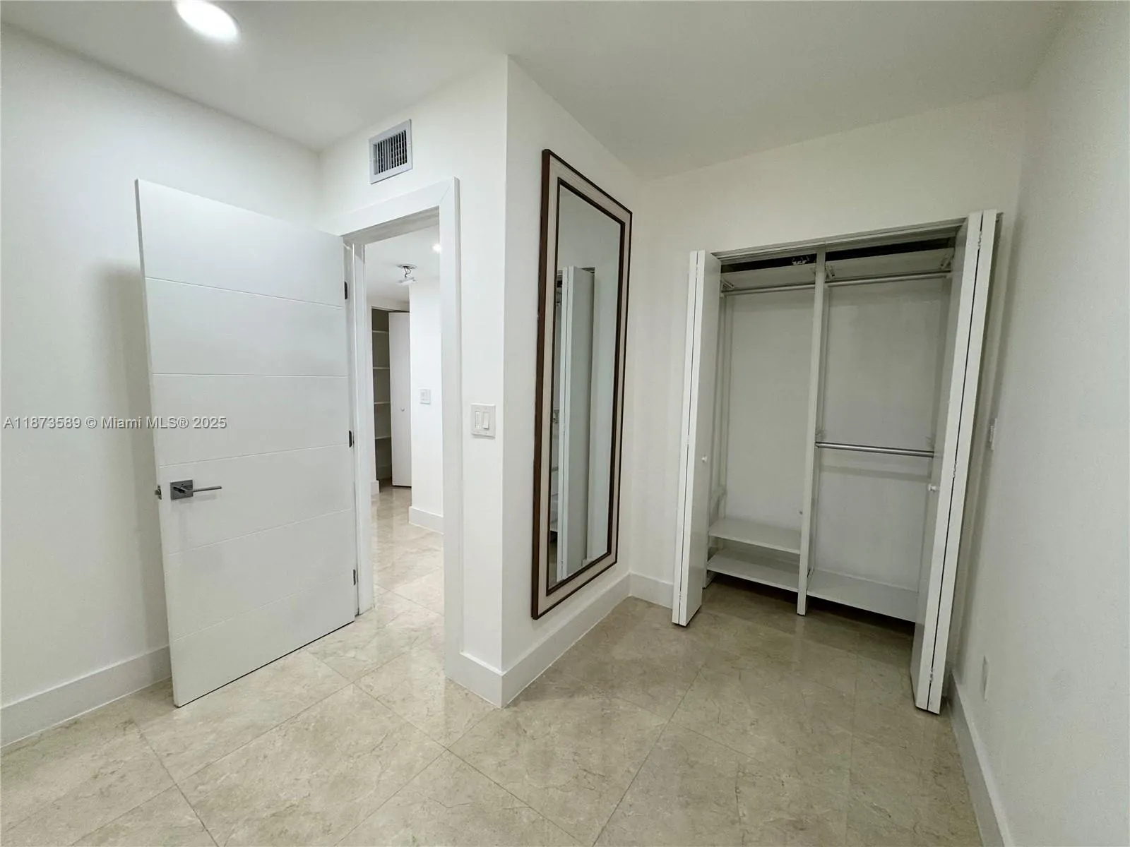 3768 NE 167th St, #46