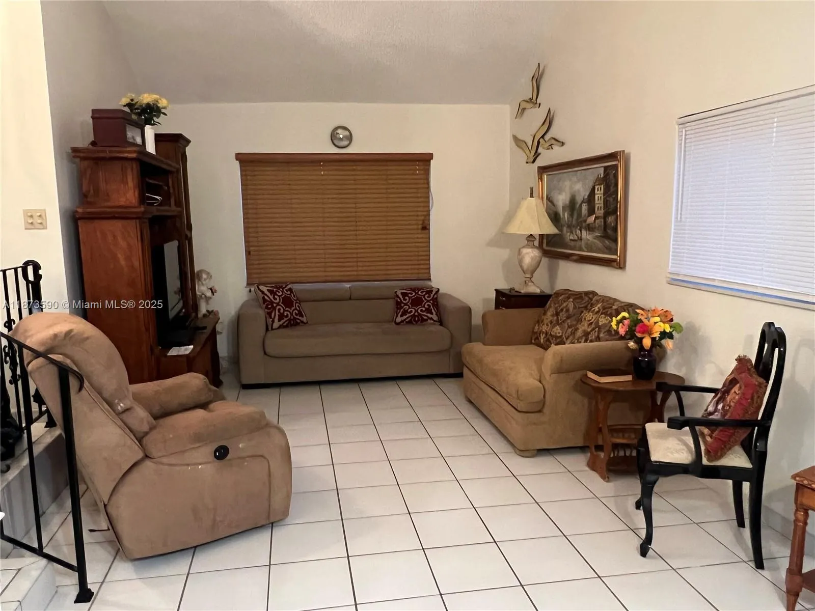 749 SW 99th Ct Cir