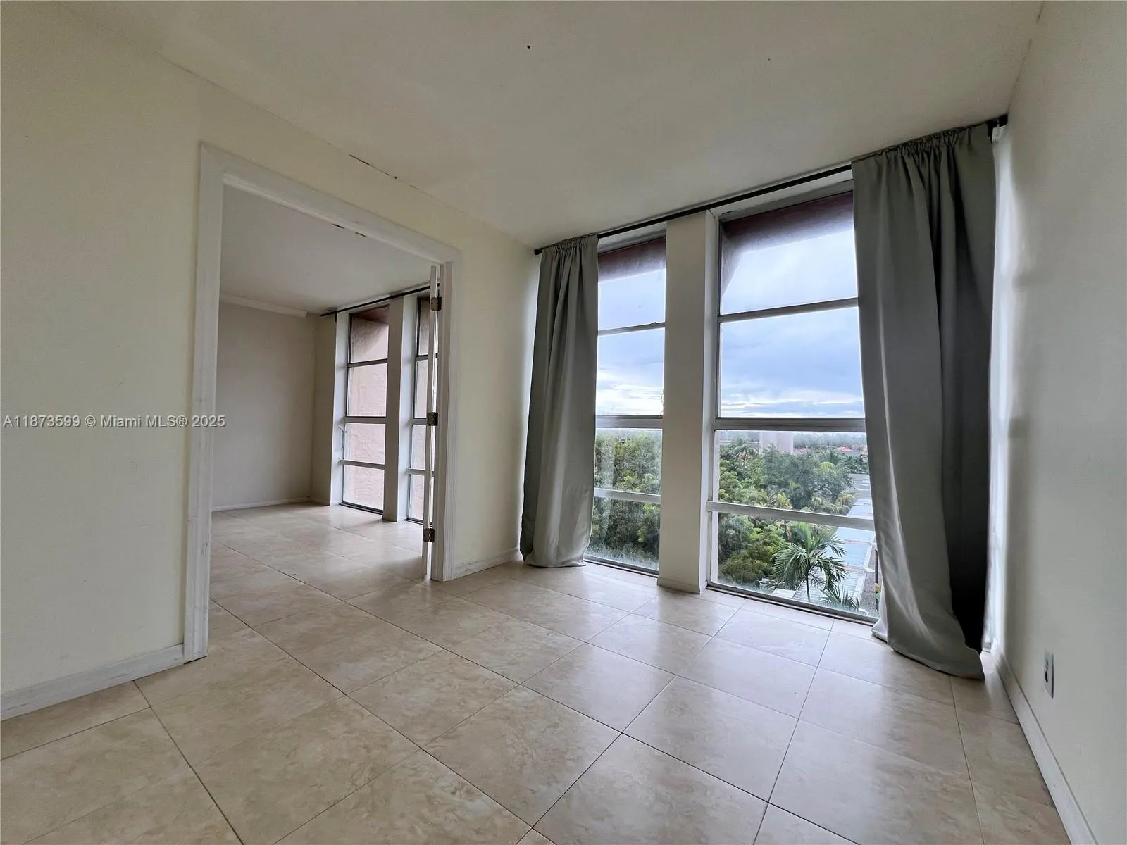2101 Atlantic Shores Blvd, #518