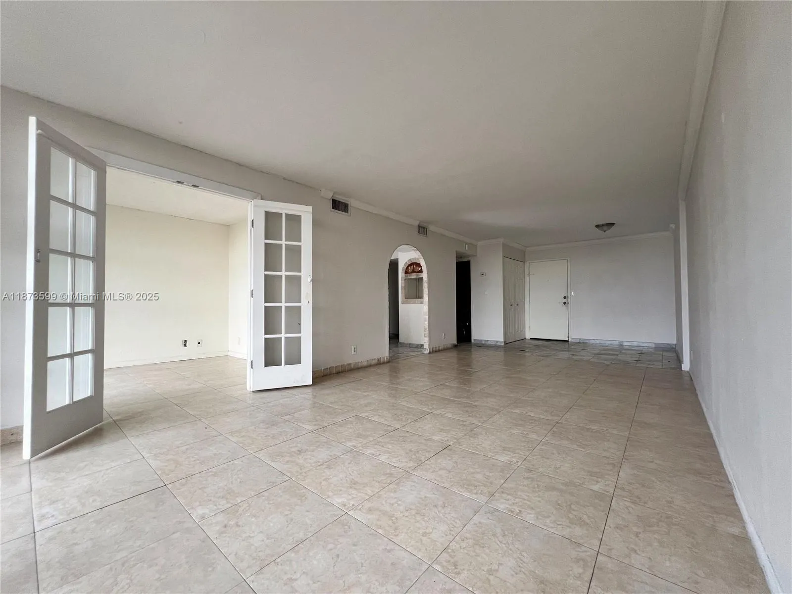 2101 Atlantic Shores Blvd, #518