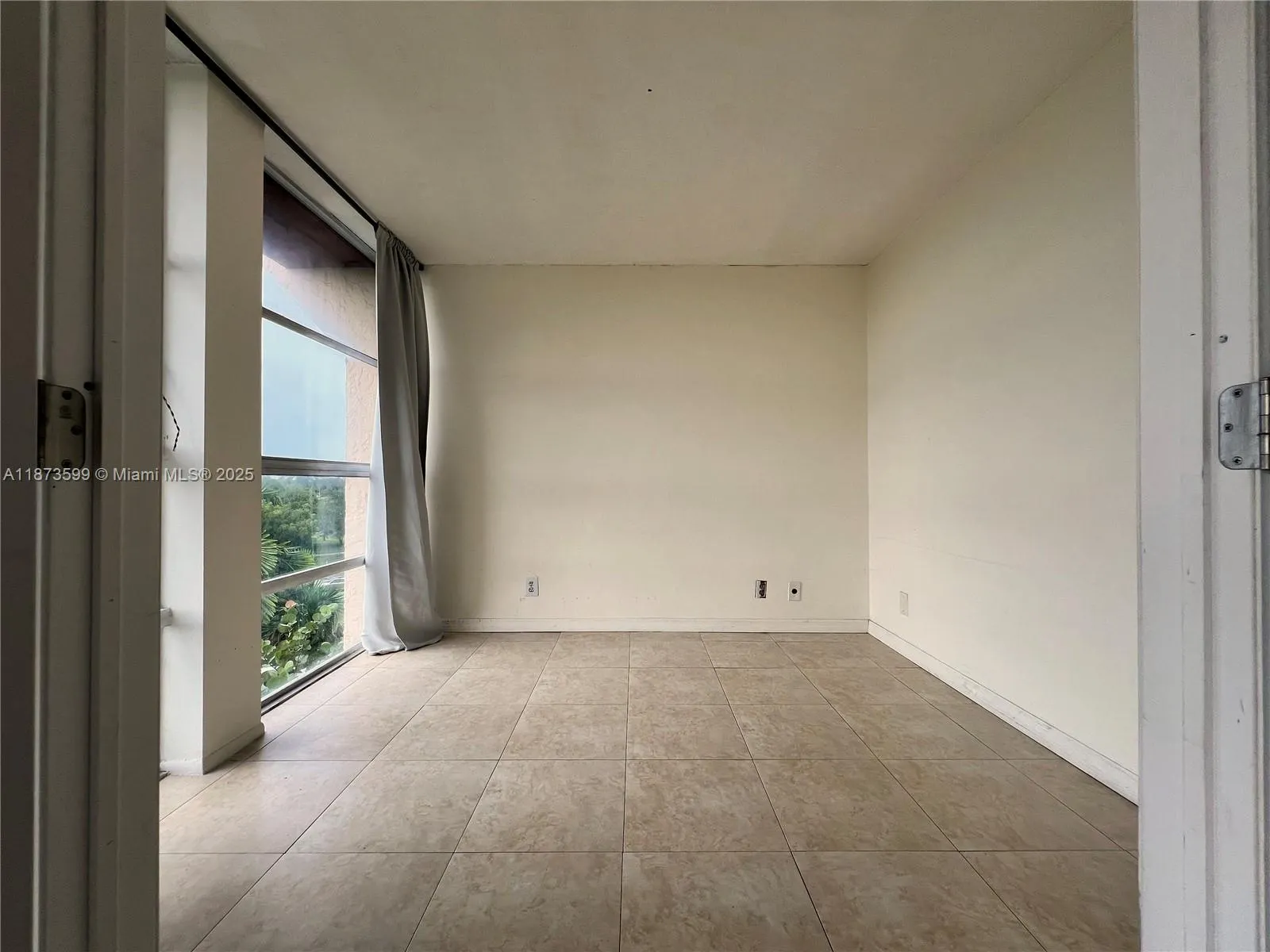 2101 Atlantic Shores Blvd, #518