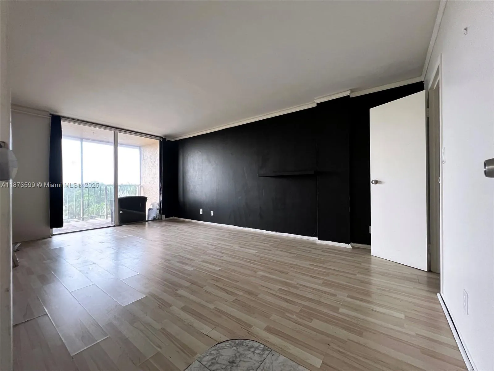 2101 Atlantic Shores Blvd, #518