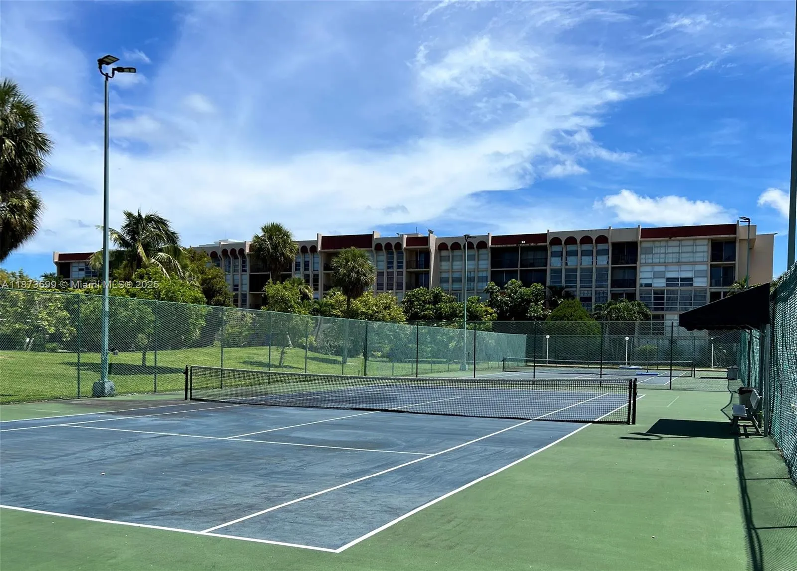 2101 Atlantic Shores Blvd, #518