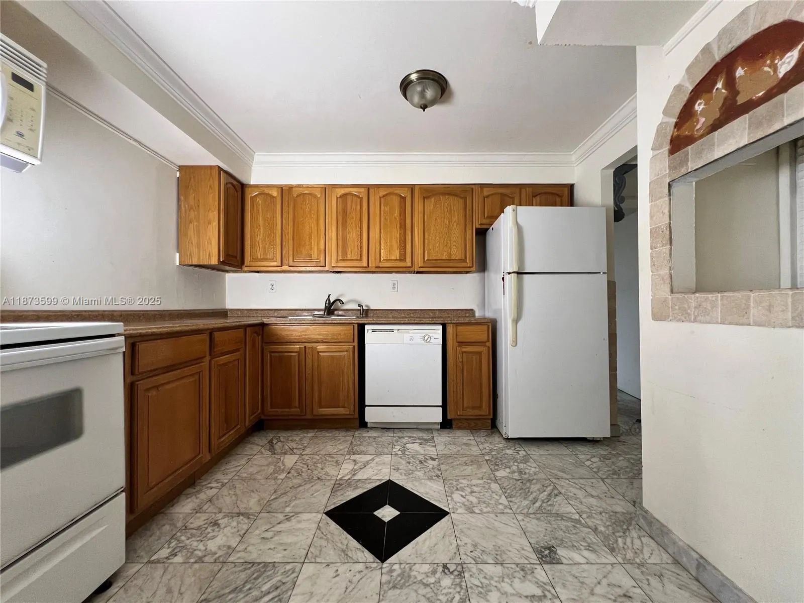 2101 Atlantic Shores Blvd, #518