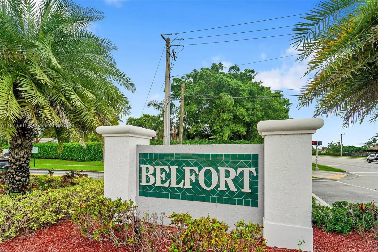 9644 S Belfort Cir, #211