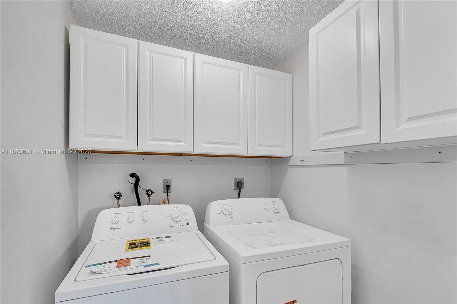 9644 S Belfort Cir, #211