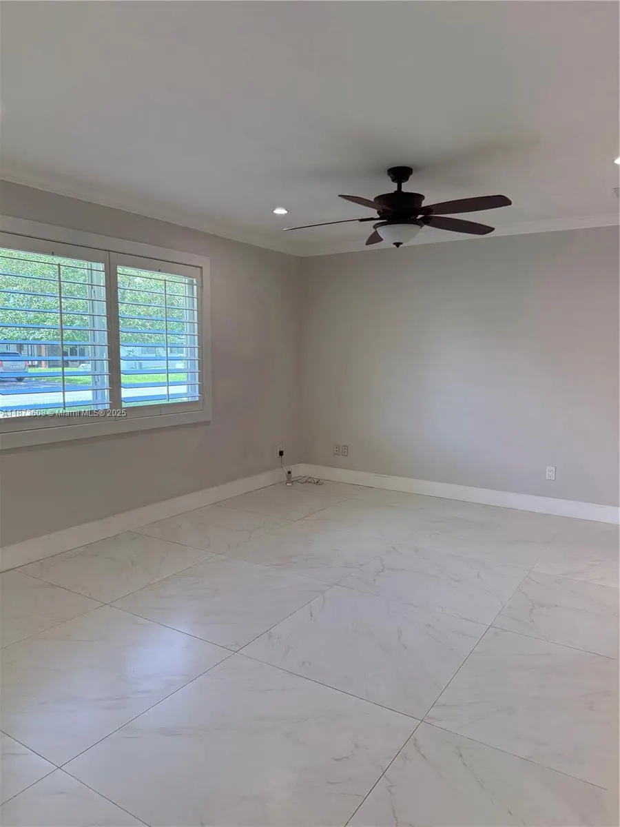 17071 SW 85th Ave