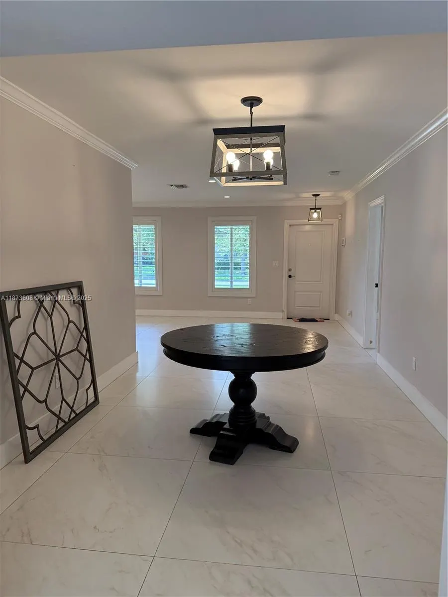 17071 SW 85th Ave