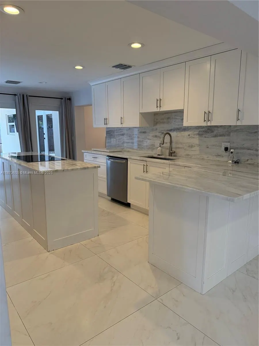 17071 SW 85th Ave