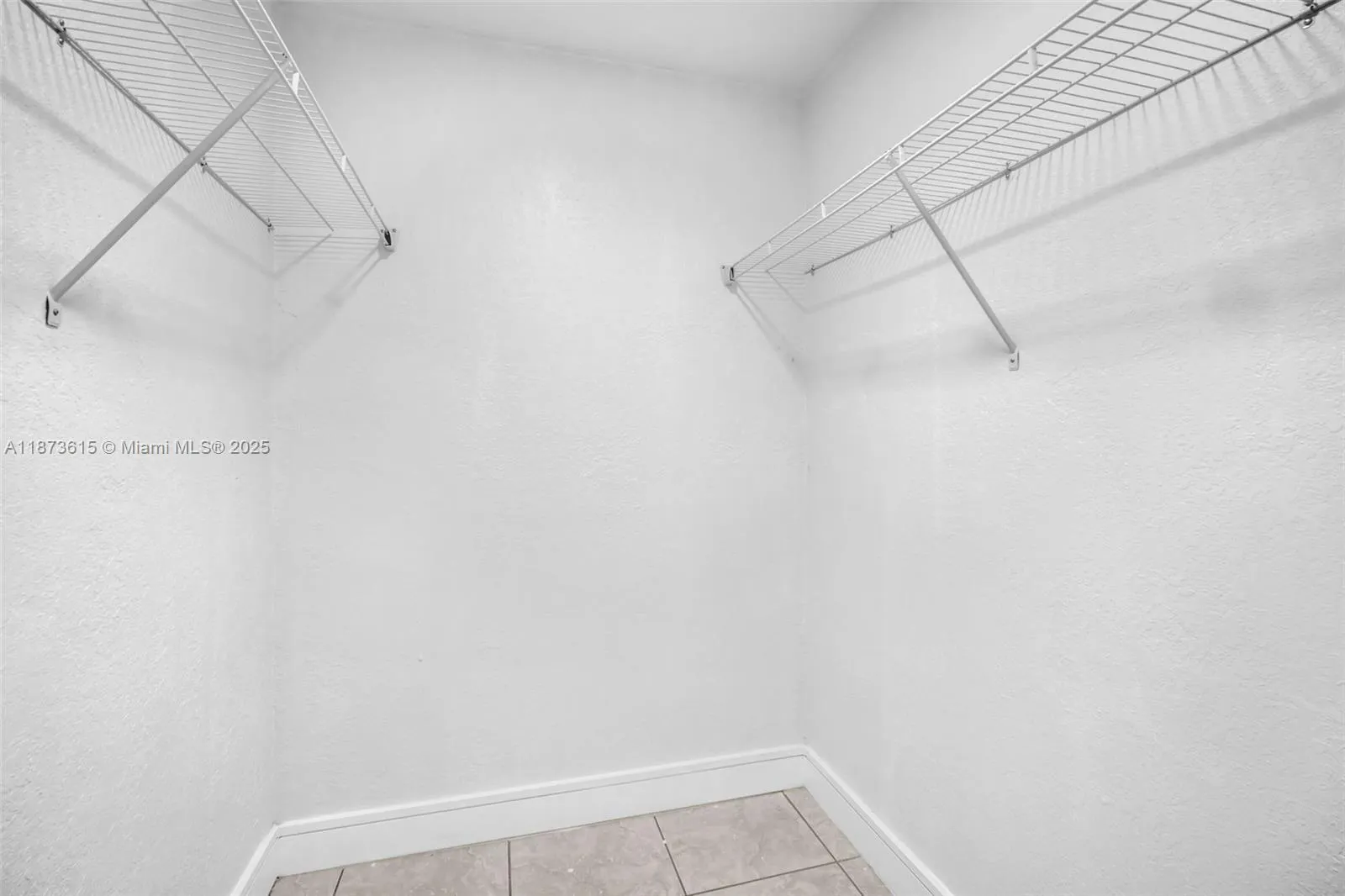 367 Phippen Waiters Rd, #1