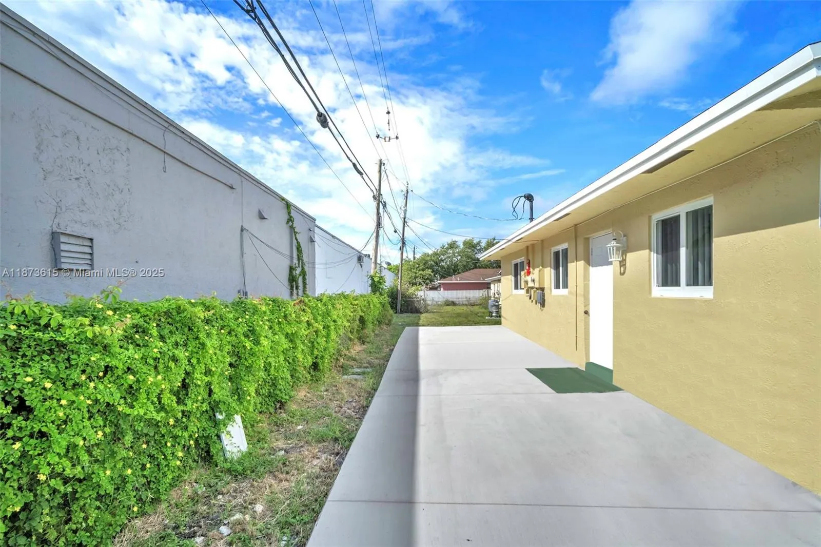 367 Phippen Waiters Rd, #1