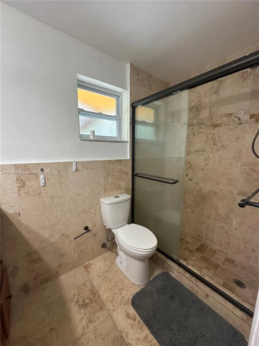 20200 NE 27th Ct, #16