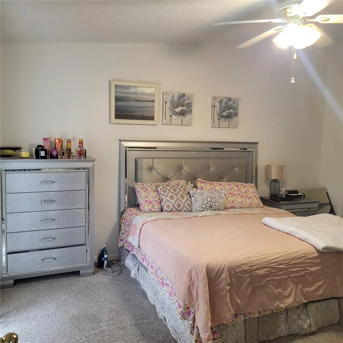 33 Meadows Dr