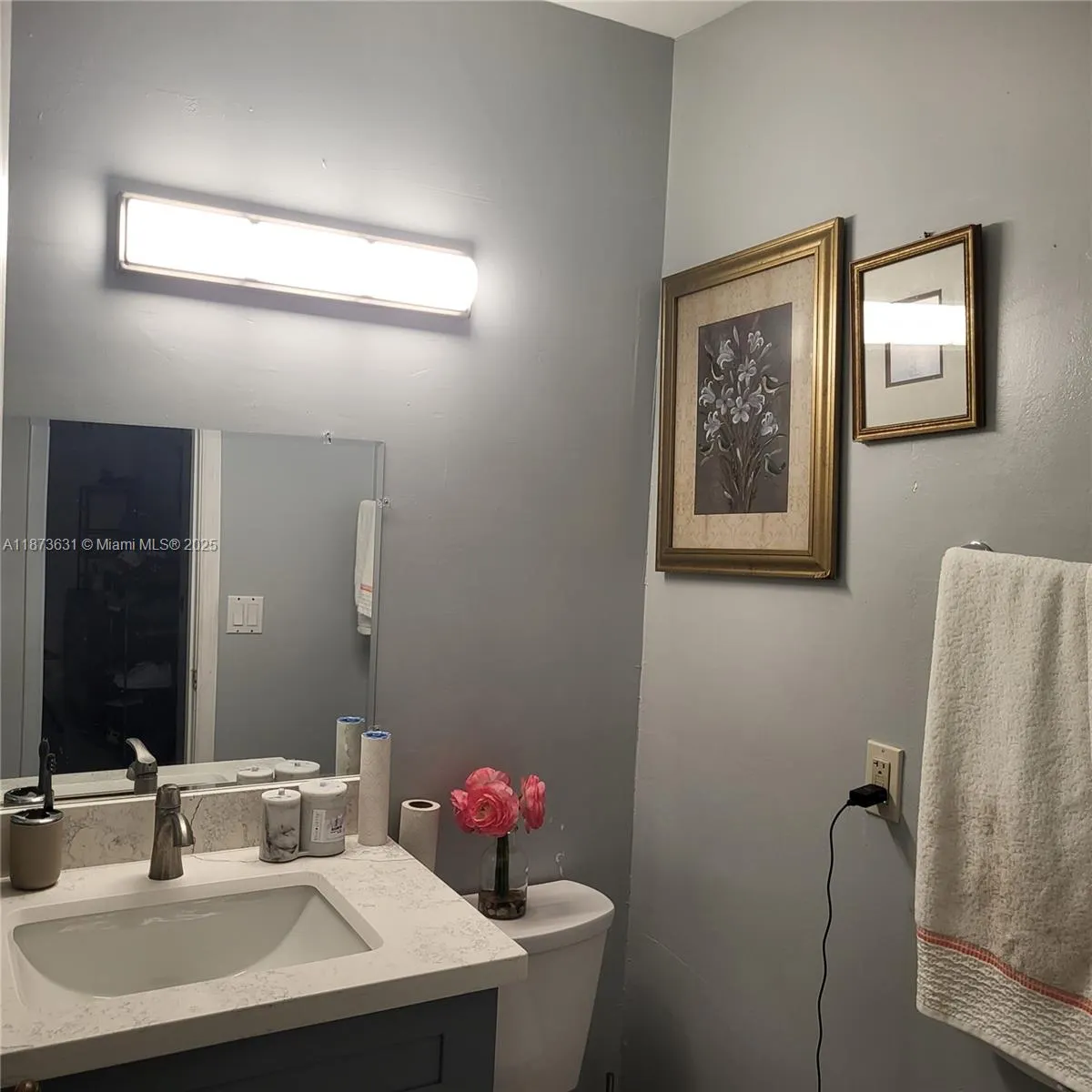 33 Meadows Dr