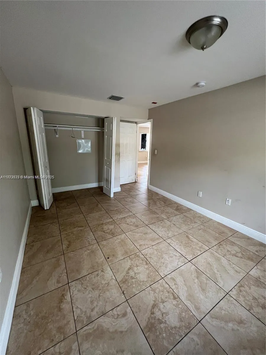 1999 NW 5th Pl