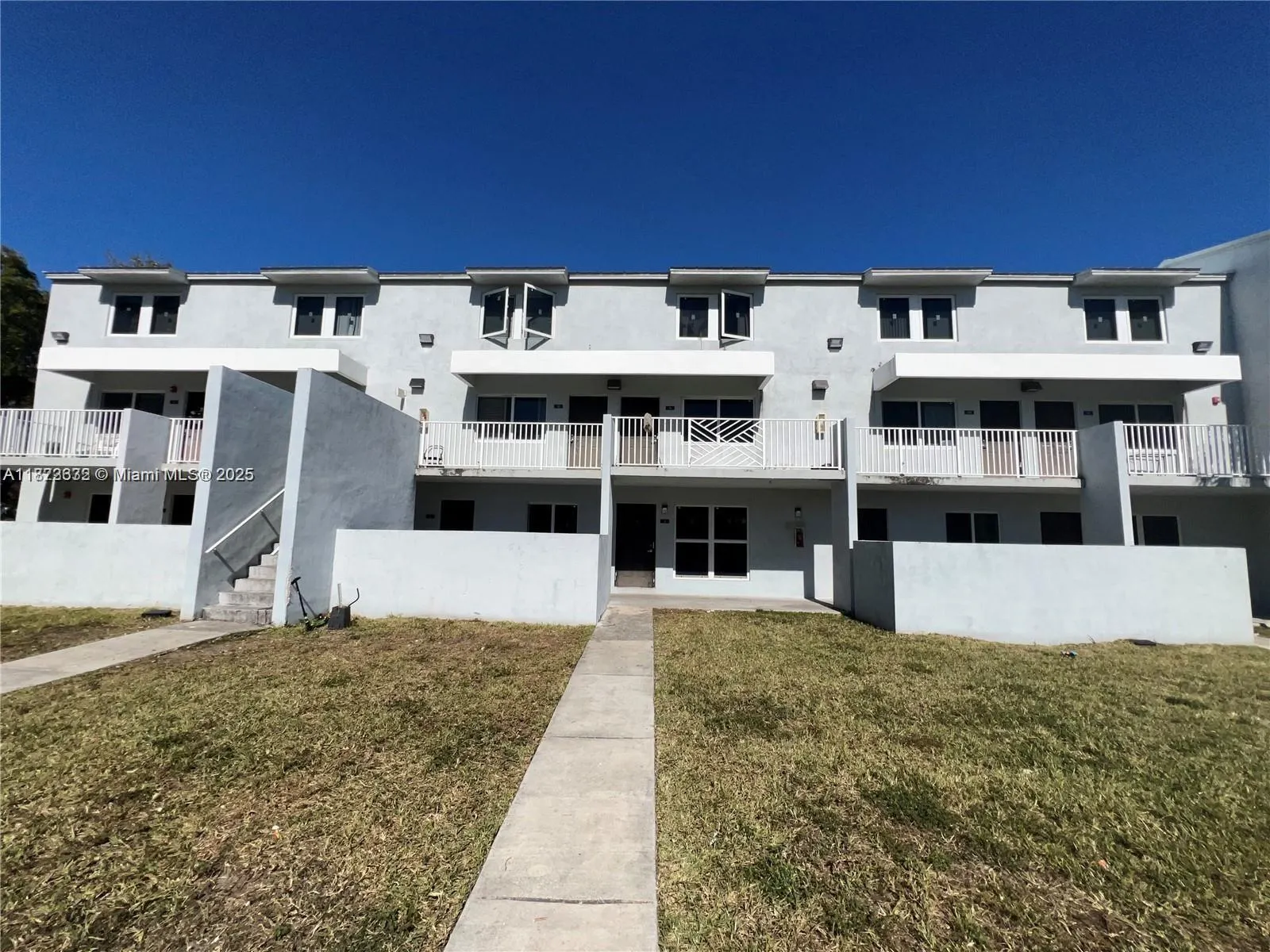 1999 NW 5th Pl