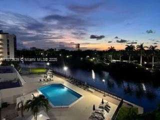 3475 N Country Club Dr, #116